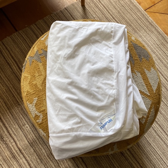 TempurPedic Bedding Queen Waterproof Mattress Protector Poshmark